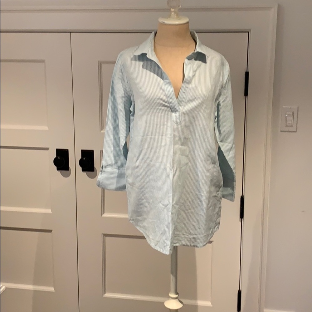 Vineyard vines top